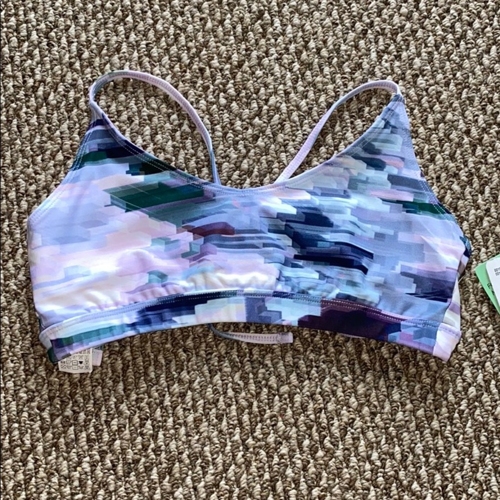 FOREVER 21 sports bra